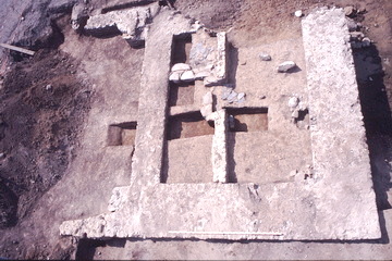 Luftbild 1999 Ausgrabung der Burg gen. der "Perch"